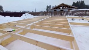 Строим черновой пол в каркасном доме