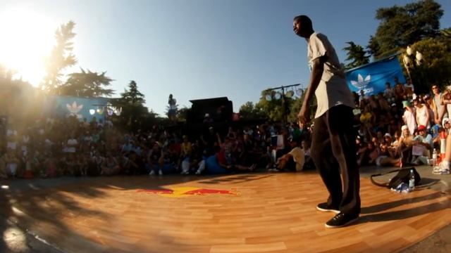 2 ВЕРА VS ТОЛУ (Yalta Summer Jam 2012) HIPHOP 1 vs 1 by BOOMBOX TV смотреть онлайн