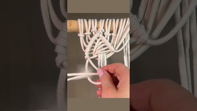 Узоры внутри ромба #macrametutorial #macrame #уроки #diy #творчество смотреть онлайн