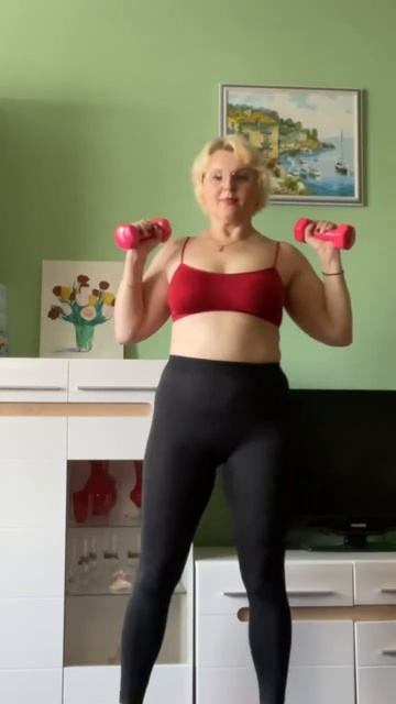 Лучшая силовая разминка с гантелями дома смотреть онлайн