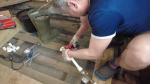 "САНТЕТЕХНИКА СВОИМИ РУКАМИ: все ошибки, которые мы совершили"