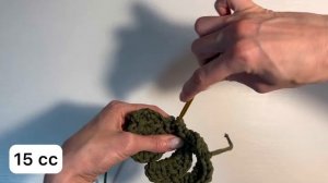 Лист монстеры крючком из шнура