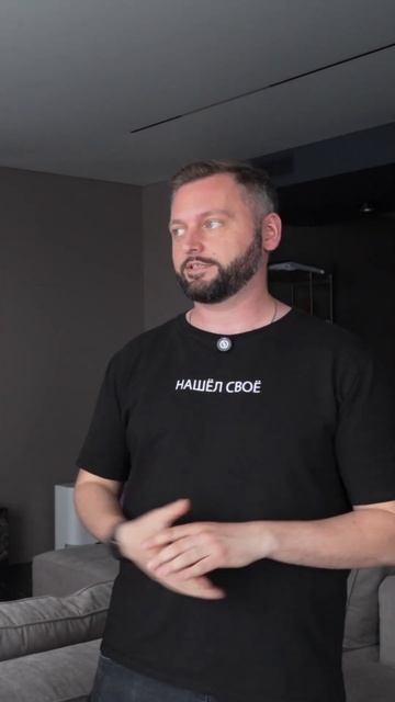 ТРЕКИ В ГОСТИНОЙ #натяжнойпотолокспб #трековаясистем? смотреть онлайн