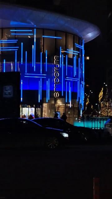 #cristmas #newyear #Christmastree #новыйгод #украшения #баку #baku #azerbaycan смотреть онлайн