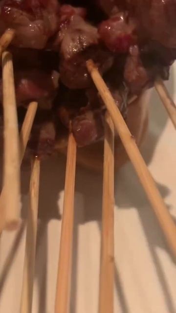 Арростичини/ мини шашлык из ягнёнка, мням смотреть онлайн