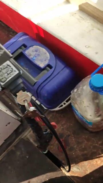 Рыбалка с катера в открытом море. смотреть онлайн