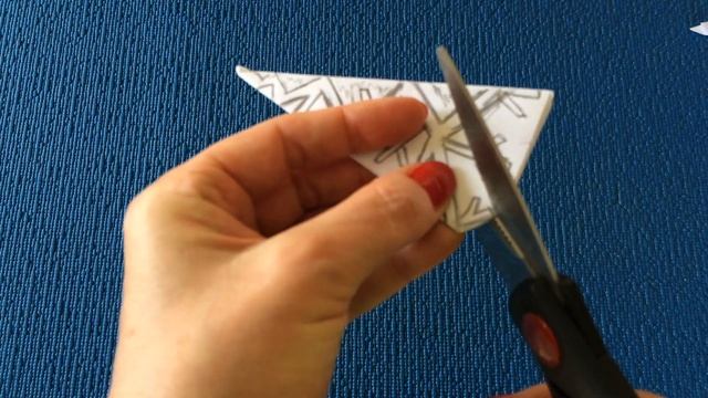 Как красиво вырезать снежинку из бумаги. снежинка из бумаги.#Snowflakes #Снежинки #Узорыдляснежинок