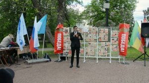 Студент УЛГУ из Йемена  читает стихотворение Симонова