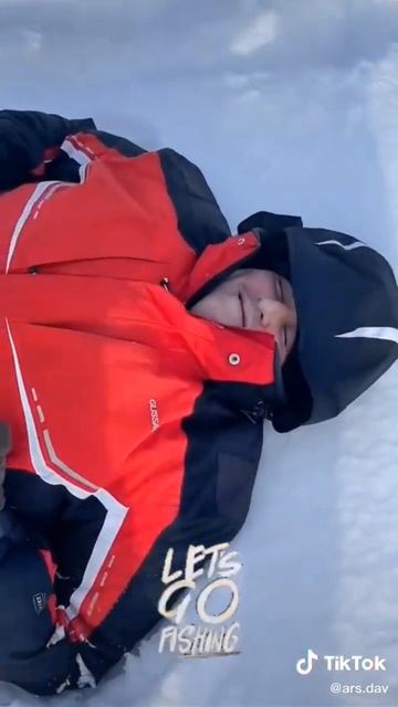 рыбалка 🎣 Татарстан@ кто из деревни ставим лайк 👇 🙂 смотреть онлайн