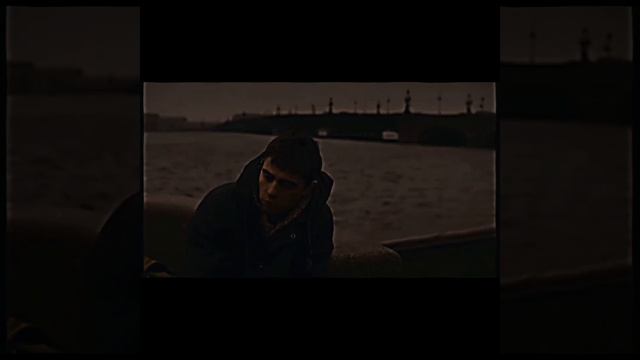 Брат эдит#эдит#брат#брат2#данилабагров#пистолет#круто? смотреть онлайн