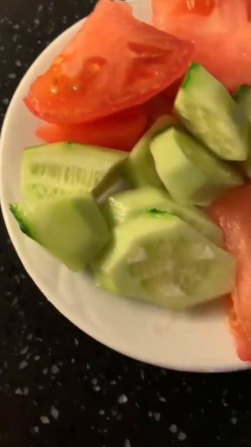 🥒🍅Свежие огурчики👍помидорчики🥒🍅#блоггер #реком? смотреть онлайн
