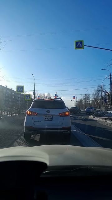 Может быть, вы знаете, какой марки автомобиль случайно смотреть онлайн