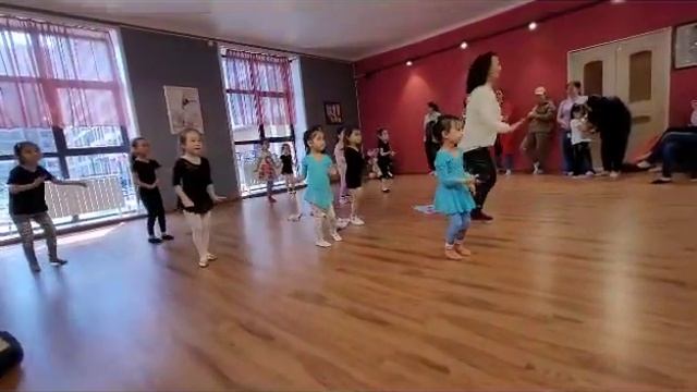 3 индийский танец для Самиры смотреть онлайн