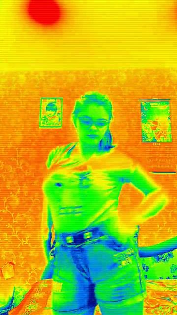 #zombieshorts #клип Поли: У тебя есть хобби - бегать за мной ка смотреть онлайн