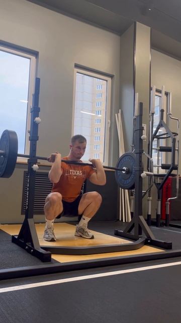 Фронтальный присед/Front squat смотреть онлайн