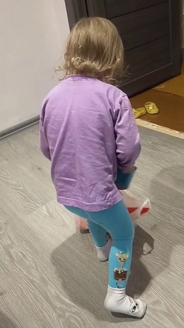 Алиса собралась на рыбалку 😅😅 прикол, топ, смешное в? смотреть онлайн