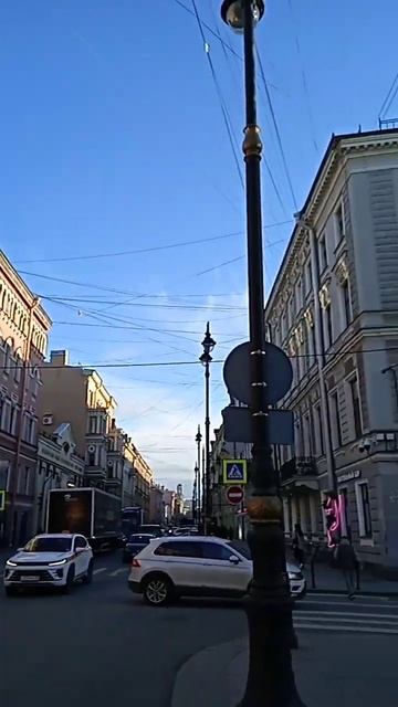 Санкт-Петербург. Улица Рубинштейна. Малый драматическ смотреть онлайн