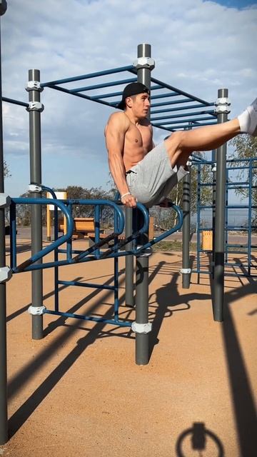 Тренировка на все тело со своим весом🔥 смотреть онлайн