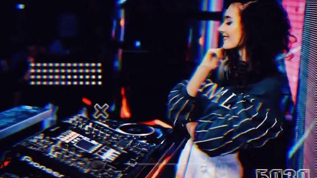 клубная музыка смотреть онлайн