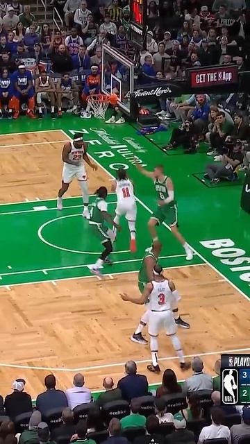 Nothing easy for Brunson in Game 2!