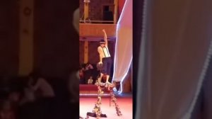 Александр Эгромжан на арене цирка в роли Челентано.