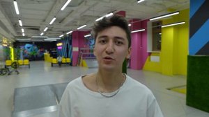 Крытый скейт парк в Москве. 👉Тут учат трюкам. Обучение на скейте, лонгборде.