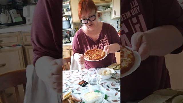 Каша, омлет, чай😁 в голове куча идей