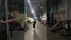 Махи в кроссовере на большую ягодичную мышцу