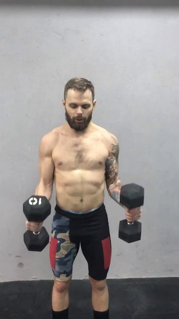 Сгибание рук стоя с гантелями смотреть онлайн