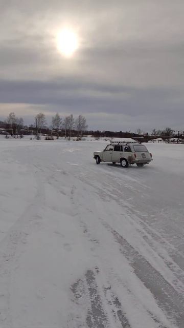 жизнь жигулей #дрифт #жигули #жига #жигадрифт #устькаме смотреть онлайн