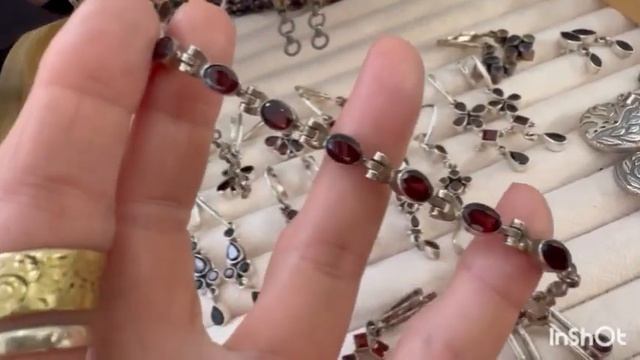 Ювелирные украшения из серебравставки гранаты8 915 5