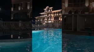 Отель Превысоков Песчаное Крым, вечерний теплый бассе