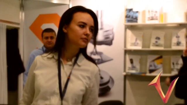 Хостесс со знанием польского и английского языка на выставке ( Хостесс переводчицы Киев) смотреть онлайн