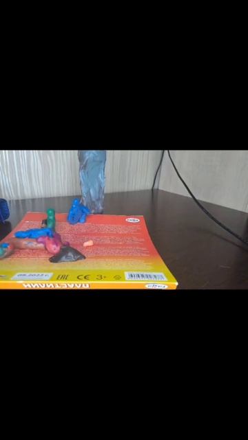 Город Угольник (пилот.серия #4) смотреть онлайн