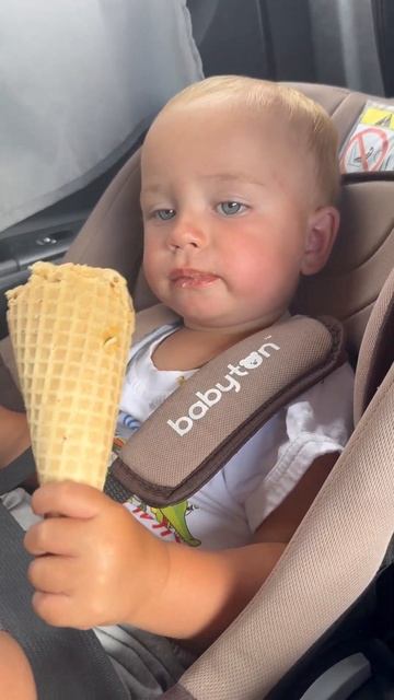 Вкусняшка #смех #baby #природа #ржака #funny #love #семья #fishing #? смотреть онлайн