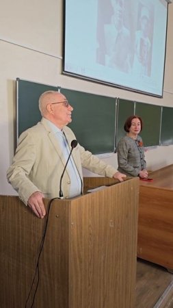 Мемориальные доски в корпусе 3