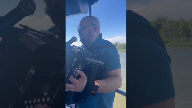 Песня про Донскую рыбалку. в середине видео вытянули с смотреть онлайн