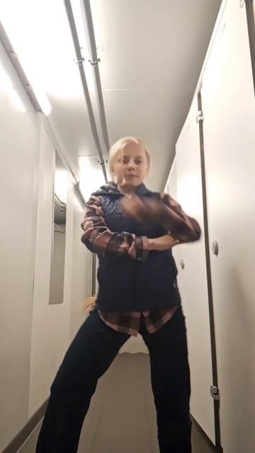 Вай Ам си леди гёрл🤣 #лайк #animation #music смотреть онлайн