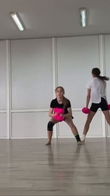 ФРИСТАЙЛ ДВОЙКА 🤌🏻🤍 #чирспорт #спорт #cheer смотреть онлайн