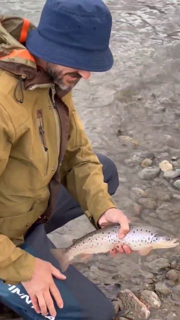 Рыбалка на горную форель одно удовольствие #горнаярыб смотреть онлайн