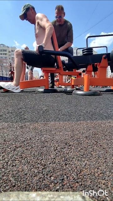 Не отступай и достигай успеха: Уличные тренажёры в раб