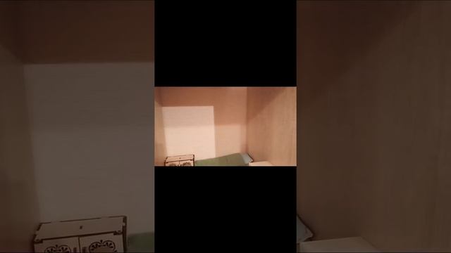 Первый день подруги в моей школе