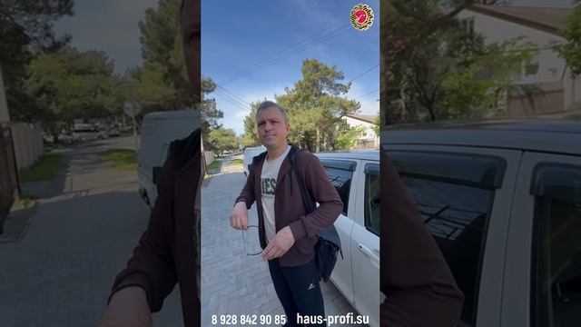 Геленджик, ремонт фасада гостиницы перед началом курортного сезона