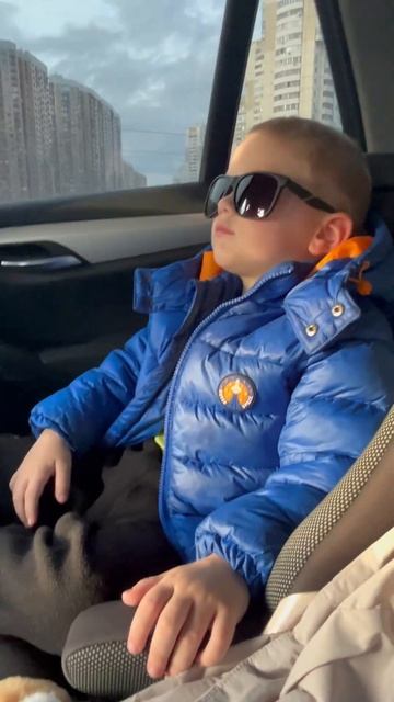 Понял, что он тут БОСС😂❤️он не спит, просто жизнь в к? смотреть онлайн