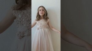 «Аллилуйя» поёт Ника (смотреть до конца)