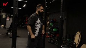 Протяжка со штангой | Тренировка дельтовидных мышц