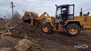 Погрузчик Амкодор ❌️ Возим грузим землю на підсипку ?