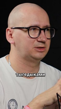 Молочный шаг (кошка мнет лапками). Весь выпуск - в нашем канале