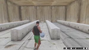 В Лос-Сантосе появился боулинг клуб🎳 в гта 5 (￼Франкл?