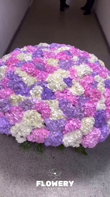 Изумительная корзина из гортензии 😍🥰 смотреть онлайн